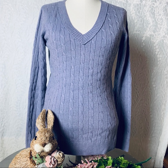 LOFT Sweaters - LOFT Ann Taylor Cable Knit V-Neck Sweater-Lavender